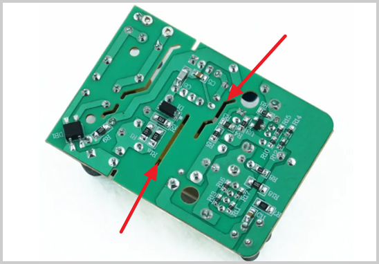 为什么电源PCB上面有很多槽孔？.jpg